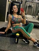 Iza sexbombe-immer gut gelaunt!…
